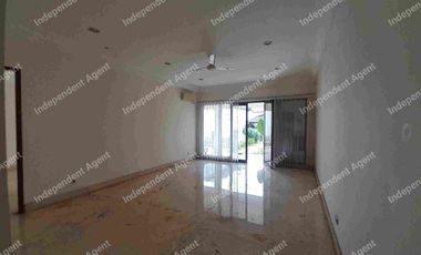 Rumah 2 lantai di Jalan Raya Pangeran Antasari Jakarta Selatan