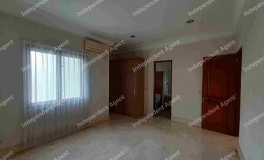 Rumah 2 lantai di Jalan Raya Pangeran Antasari Jakarta Selatan