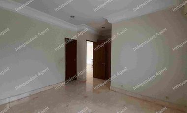 Rumah 2 lantai di Jalan Raya Pangeran Antasari Jakarta Selatan