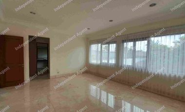 Rumah 2 lantai di Jalan Raya Pangeran Antasari Jakarta Selatan