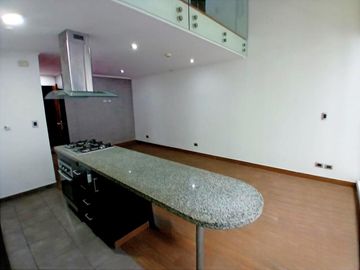 🔥 VENDO DÚPLEX EXCLUSIVO: 5 min a U. Lima/USIL/UPC 🎓