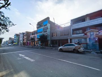 Se Vende Casa De 160M2 De Terreno Con Parametros De 5 Pisos
