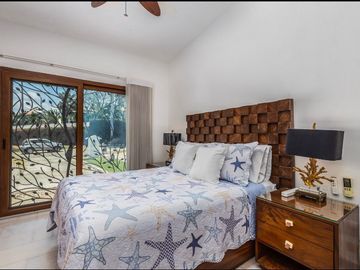Casa en Venta en la puntilla frente a playa en la cruz de huanacaxtle