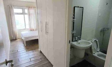 Condo for sale in Cebu Business Park, Penthouse with large deck panoramic seaview