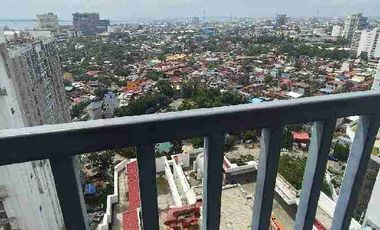 Condo for sale in Cebu Business Park, Penthouse with large deck panoramic seaview