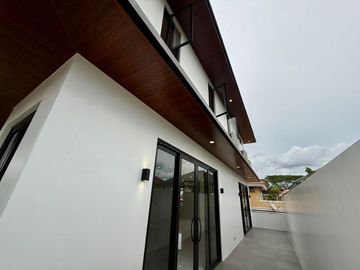 Brand New House for Sale in Verdana Homes Daang Hari near Ayala Alabang West Portofino Heights Southvale Sonera