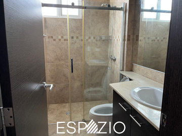 DEPARTAMENTO EN VENTA SECTOR SAN JUAN, CUMBAYA