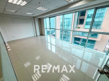 Edificio Corporativo En Venta en Miraflores