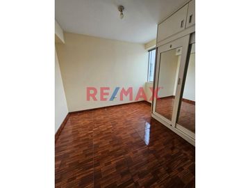 En Venta Lindo Departamento De 118.5 M2, Con Vista Panorámica, Urb. Valle Hermoso, Surco.