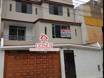 VENDO CASA DE TRES PISOS EN SALAMANCA