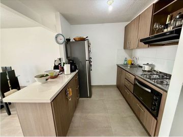 Apartamento de 2 alcobas en venta. La Estrella, Centro