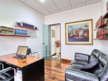🔥 OCASIÓN: Preciosa Casa + Chalet en San Antonio – 🌳 Cerca a Todo en Zona Tranquila 🛋️