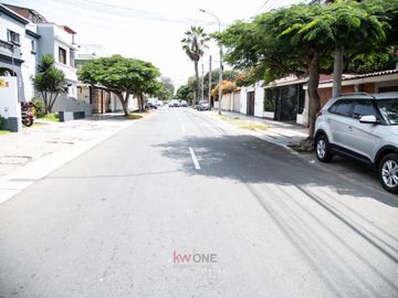 🔥 OCASIÓN: Preciosa Casa + Chalet en San Antonio – 🌳 Cerca a Todo en Zona Tranquila 🛋️