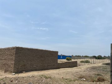 Gran Terreno de 3,805 m² en Venta – Panamericana Sur