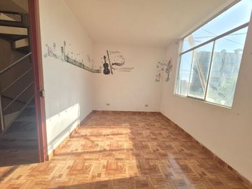 CASA 2 PISOS EN CHICLAYO - RES. DERRAMA MAGISTERIAL