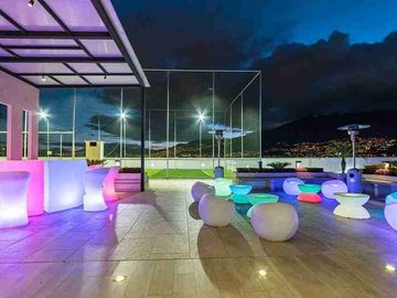 Venta Departamento Suite Amoblado, Sector Republica del Salvador, La Carolina