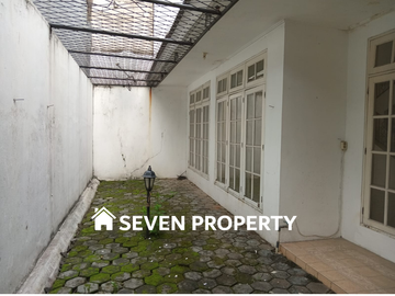 DIJUAL & DISEWAKAN RUMAH SIAP HUNI di LEGENDA WISATA CIBUBUR
