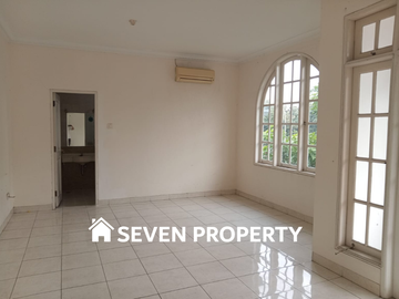 DIJUAL & DISEWAKAN RUMAH SIAP HUNI di LEGENDA WISATA CIBUBUR