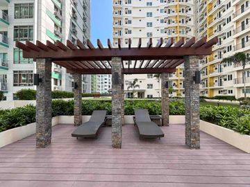 2 Bedroom Ready For Occupancy in Pasay Bay Area | Palm Beach West