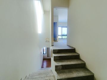 3-STOREY MODERN MINIMALIST HOME IN JAGAKARSA – NEAR BRIGIF TOLL GATE