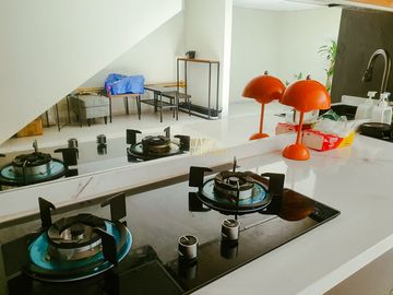 3-STOREY MODERN MINIMALIST HOME IN JAGAKARSA – NEAR BRIGIF TOLL GATE