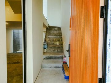 3-STOREY MODERN MINIMALIST HOME IN JAGAKARSA – NEAR BRIGIF TOLL GATE