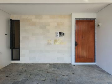 3-STOREY MODERN MINIMALIST HOME IN JAGAKARSA – NEAR BRIGIF TOLL GATE
