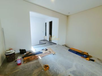 3-STOREY MODERN MINIMALIST HOME IN JAGAKARSA – NEAR BRIGIF TOLL GATE