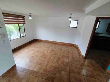 Renta casa Sector Sangolquí  valle de los Chillos