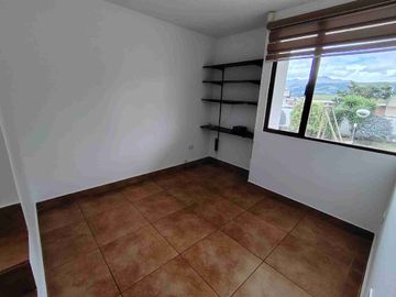 Renta casa Sector Sangolquí  valle de los Chillos