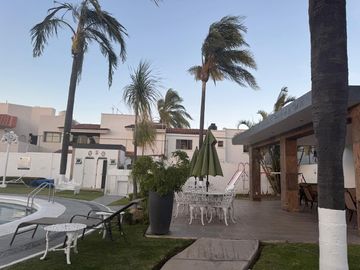 VENTA HERMOSA CASA COTO ANDALUCIA, PARQUE DE LA CASTELLANA