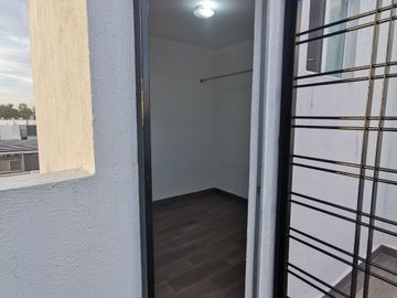 DEPARTAMENTO CON TERRAZA 2 RECS ZONA ITESO EN CONDOMINIO.