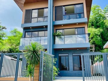 3-Storey 4-Bedroom Duplex House & Lot in Taytay