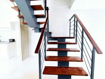 3-Storey 4-Bedroom Duplex House & Lot in Taytay