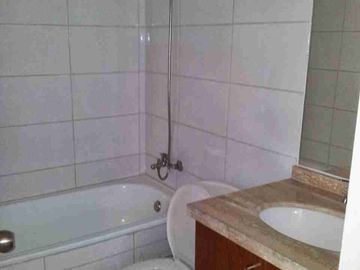 VENDE DEPTO 2D,2B,1 ESTACIONAMIENTO 50M2