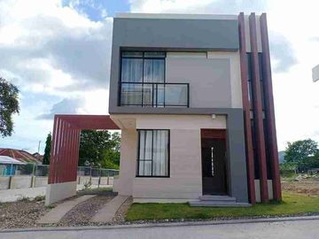 RENT TO OWN 4 Bedrooms SINGLE DETACHED HOUSE and LOT in MINGLANILLA, CEBU..WALKING DISTANCE TO GAISANO AND HIGHWAY‼️