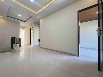 Rumah Siap Huni Jalan Hertasning Belakang Kantor DPRD Makassar