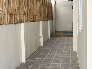 Brandnew House and Lot For Sale w/ 5 Bedrooms w/ Toilet&Bath - 2 Car Garage w/ Swimming Pool Located in San Isidro Cainta-JV2