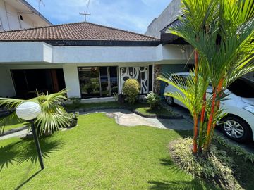 Dijual Rumah Kupang Indah Ada kolam renang
