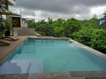 House & Lot For Sale in Tagaytay City-MC