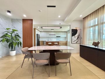 Aspen Tower Alabang Filinvest 3Bedroom w/Parking 221SQM. Good deal New Furnished Big Cut Ayala Alabang Condo For Sale near Palms Pointe BGC Makati