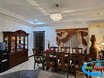 Spacious House For Sale in Corona Del Mar Talisay City Cebu