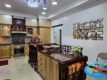 Spacious House For Sale in Corona Del Mar Talisay City Cebu