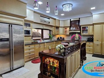 Spacious House For Sale in Corona Del Mar Talisay City Cebu