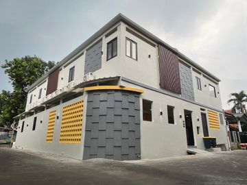 Dijual Kost Kostan di Bintaro 31 Kamar  Income Sangat Bagus Lokasi Strategis