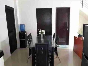 2 STOREY HOUSE AND LOT FOR SALE