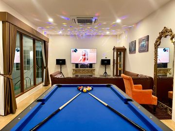 For sale: 3 pool villas in Huay Yai on a 1 rai 200 sq.wah land plot, Nong Prue Subdistrict, Bang Lamung District, Chonburi Province