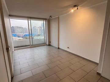 Vendo Depto en Los Barbechos 100, Las Condes