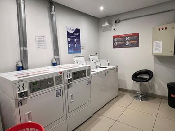 Vendo Depto en Los Barbechos 100, Las Condes