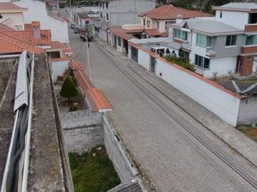 Venta de casa rentera en Otavalo ciudadela Chachimbiro